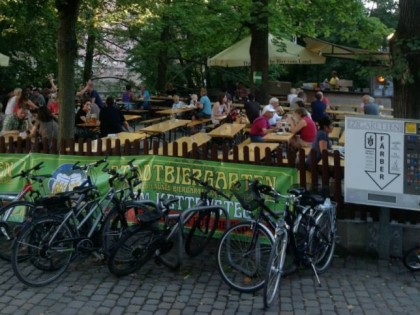 Фото: Stadtbiergarten Kettensteg